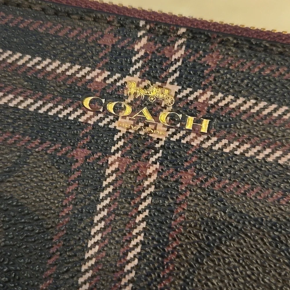 Coach Plaid Signature Zipper Wristlet/Wallet - Picture 2 of 11